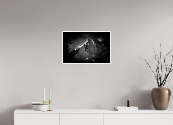 60 x 40 cm, Fine Art Pearl Fleeting Glimpse